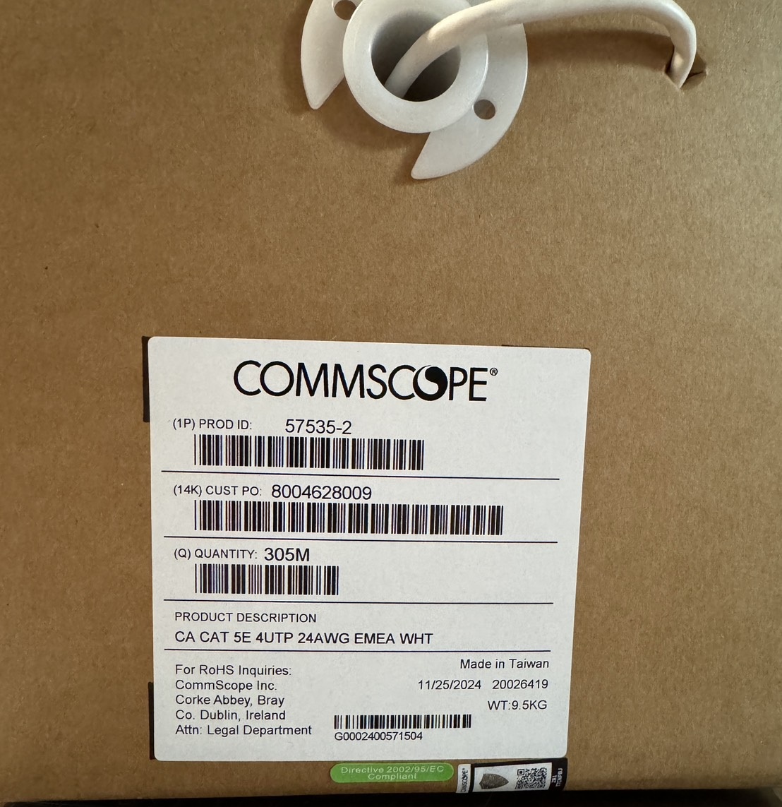 commscope-cat5e-utp-24awg-305m-ethernet-cable.jpg